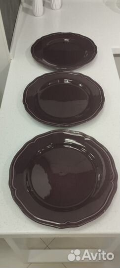 Тарелки большие плоские