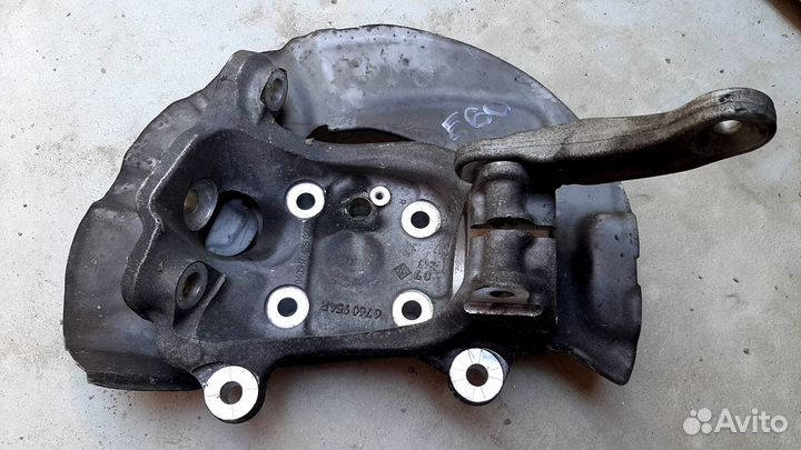 Поворотный кулак передний BMW 5-Series 525I E60