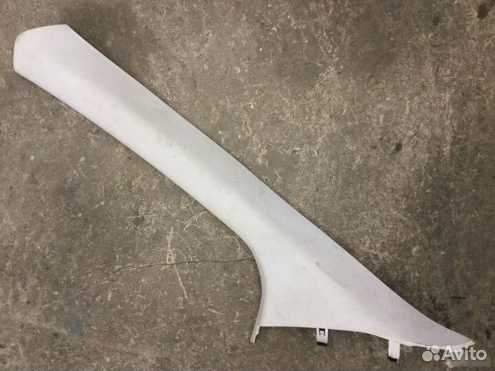 Обшивка стойки передней левой Ford Focus 2 2011