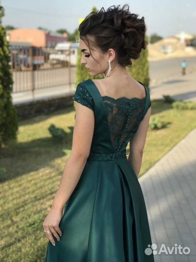 Вечернее платье