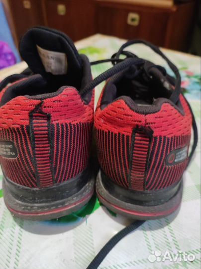 Крассовки мужские 40 р