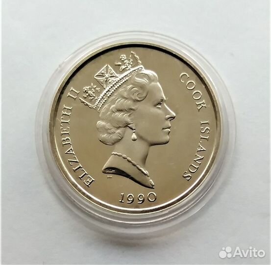 О-ва Кука 10 долларов 1990 г., 5 долларов 1992 г