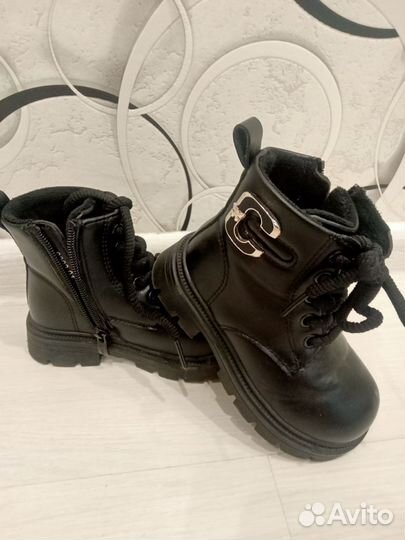 Ботинки демисезонные для девочки 25 размер