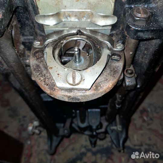 Швейная машинка