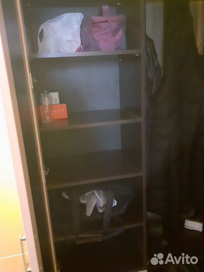 Шкаф