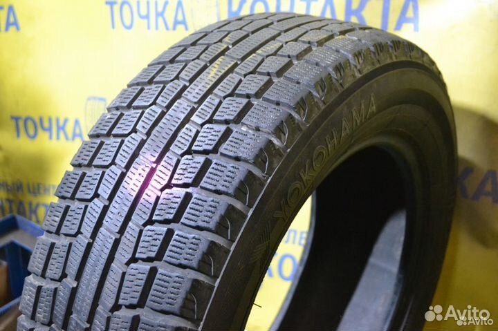 Yokohama Ice Guard IG20 215/60 R16