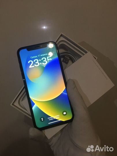 iPhone X, 256 ГБ