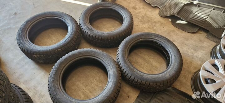 Nokian Tyres Hakkapeliitta 7 185/60 R15 82V