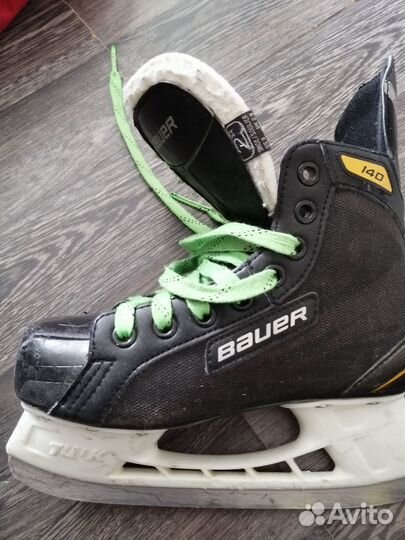 Хоккейные коньки bauer suprime