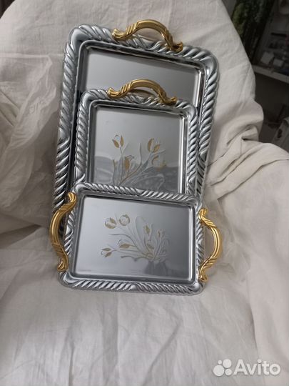 Набор подносов