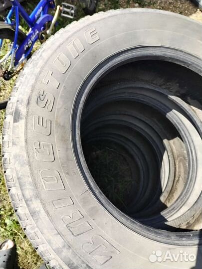 Bridgestone Dueler H/T 265/65 R17