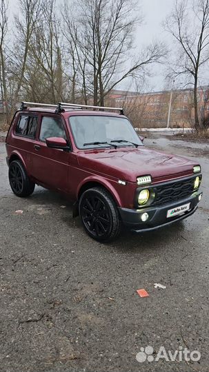 LADA 4x4 (Нива) 1.7 МТ, 2011, 210 000 км