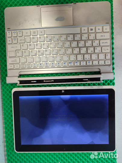 На запчасти Acer W510