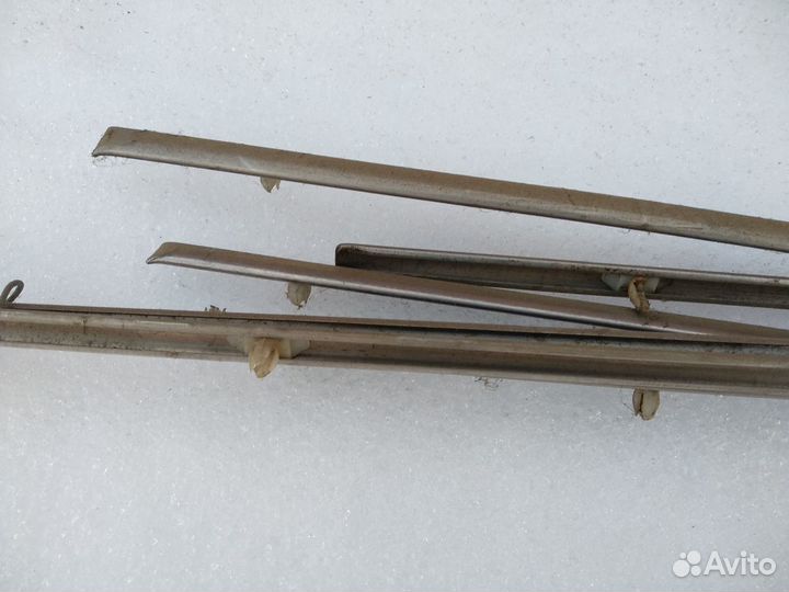 Комплект новых оригинальных молдингов заз-968М