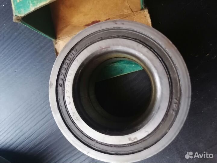 Подшипник ступицы 6У-537708С17