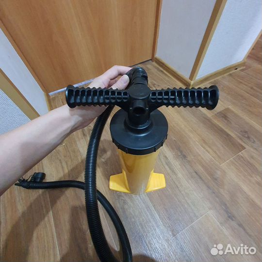 Насос ручной двойного действия