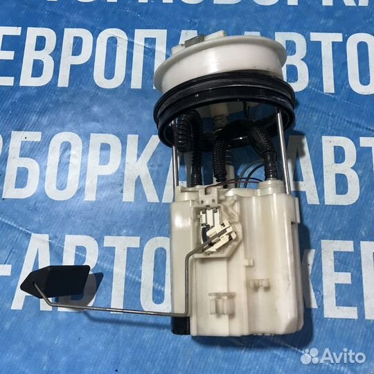 Насос топливный Nissan Teana J32 (17040JN00A)