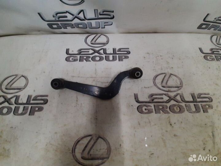 Рычаг подвески задний правый Lexus Nx300H AYZ15L