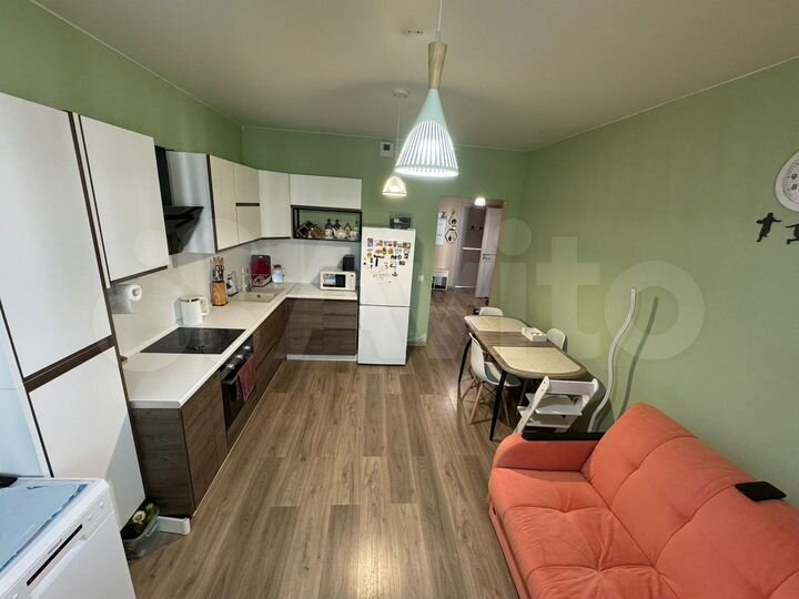 2-к. квартира, 60 м², 4/13 эт.