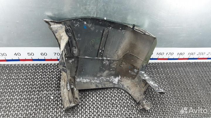 Накладка заднего бампера правая Mitsubishi Montero