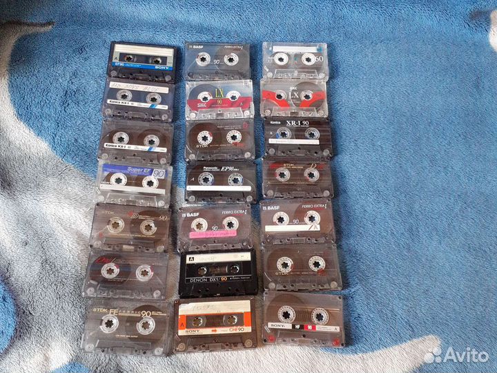 Аудиокассеты фирменные цена за всё