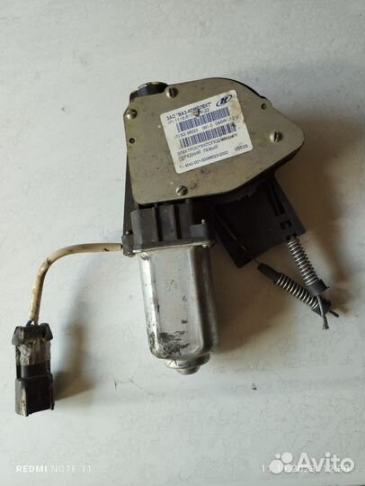 Электродвигатель стеклоподъёмника