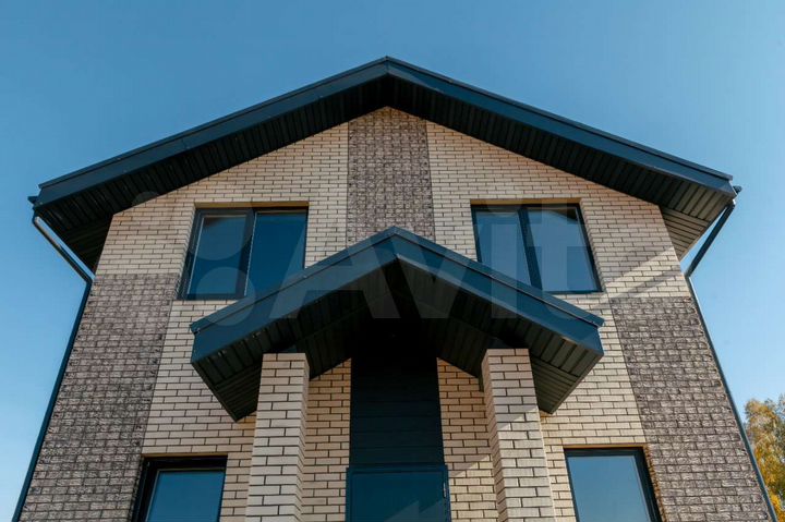 Дом 102 м² на участке 5,2 сот.