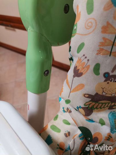 Стул для кормления (треб. ремонта или на запчасти)