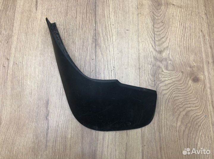 Брызговик задний левый Land Rover Range Rover Spor