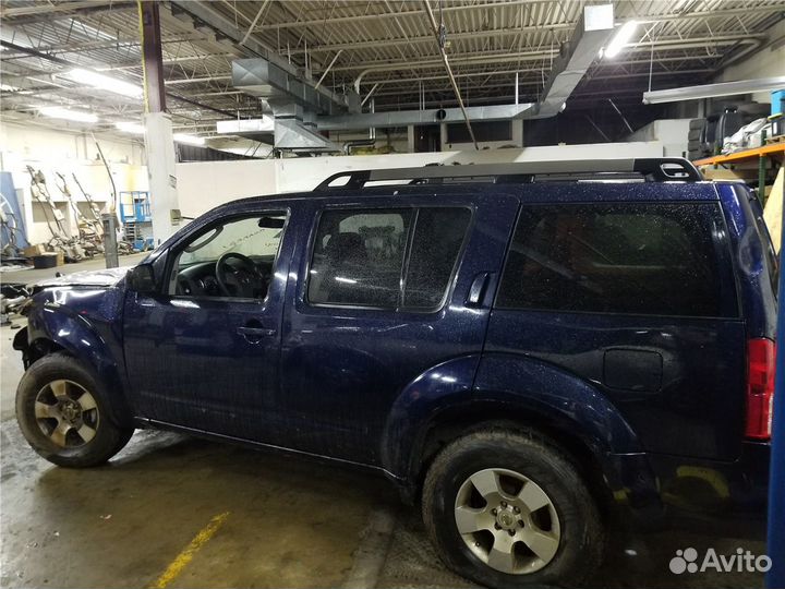 Разбор на запчасти Nissan Pathfinder