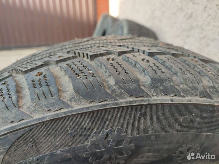 Kumho 722 225/65 R17