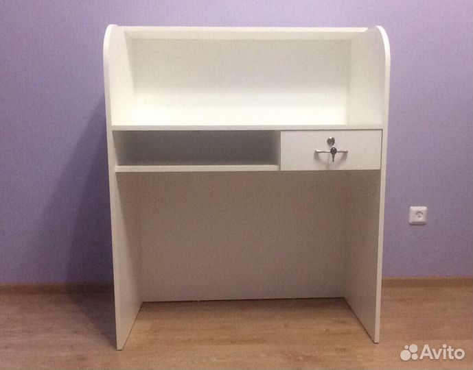 Стойка для администратора бу