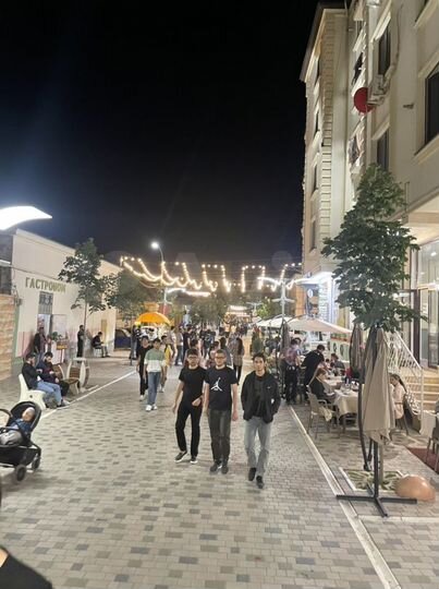 2-к. квартира, 74 м², 4/6 эт.