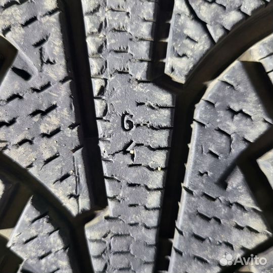 Nokian Tyres Hakkapeliitta SUV 5 225/55 R18 102T