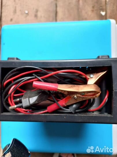 Зарядное устройство аккумулятора