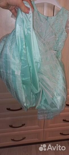 Праздничное платье для девочки