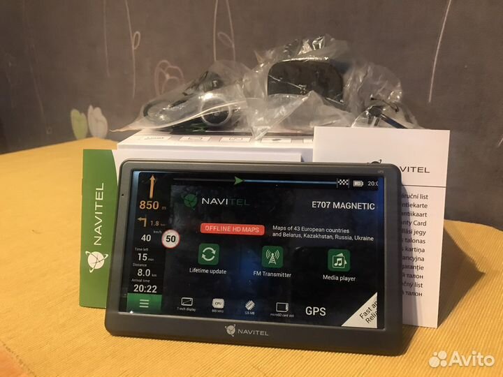 Gps навигатор Navitel E707 magnetic