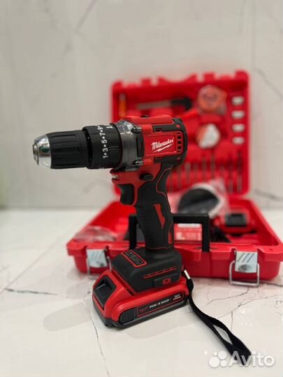 Шуруповерт Milwaukee 36V с двумя АКБ бесщеточный