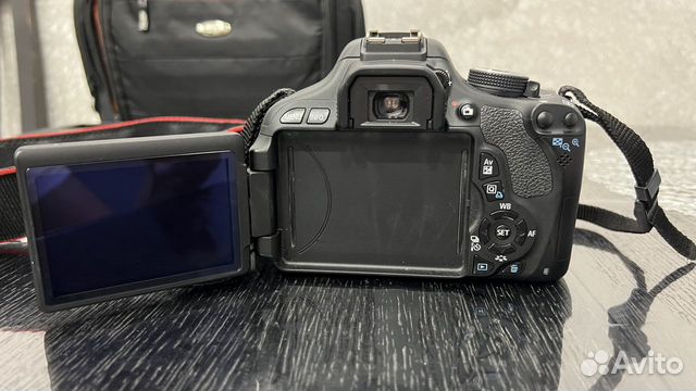 Зеркальный фотоаппарат canon eos 600 d объявление продам