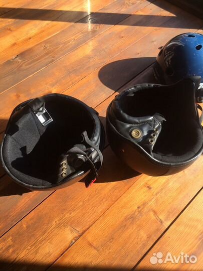 Мото шлемы 2 шт, цена за один. Очки отдельно