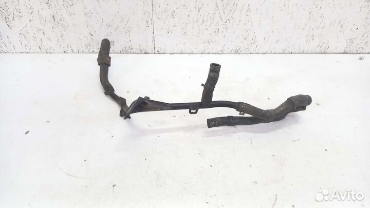 Трубка охлождения двигателя Volkswagen Passat CC