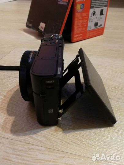 Фотоаппарат Sony RX100 M3