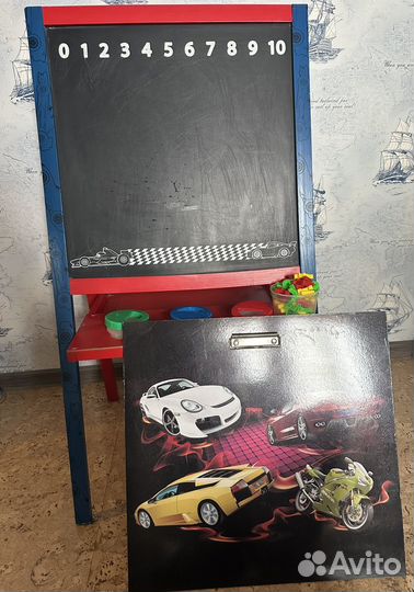 Продам доску-мольберт для рисования двустороннюю