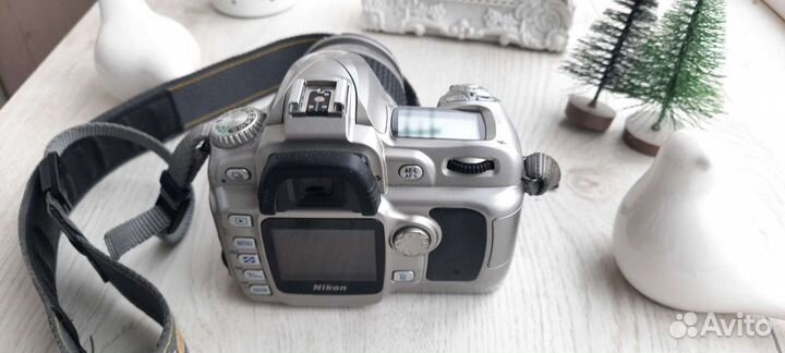 Зеркальный фотоаппарат Nikon D50