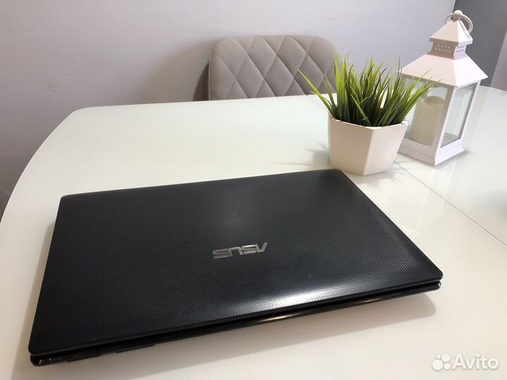 Ноутбук asus