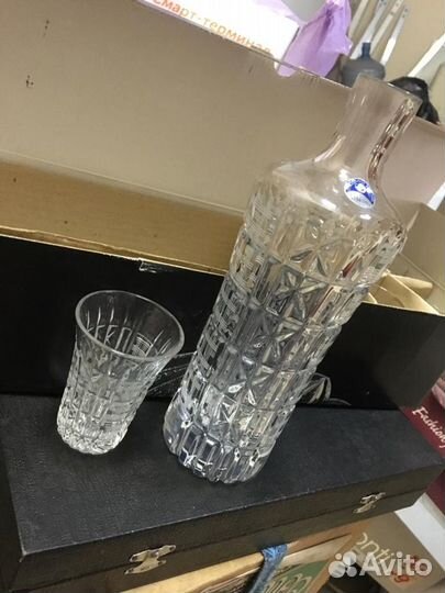 Новые. Графин и рюмки в упаковке, хрусталь