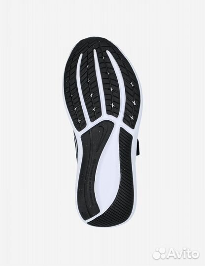 Кроссовки Nike Star Runner 3. Размеры: 27,5 ; 26