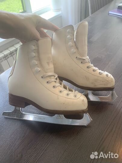 Фигурные коньки wifa 27 LL