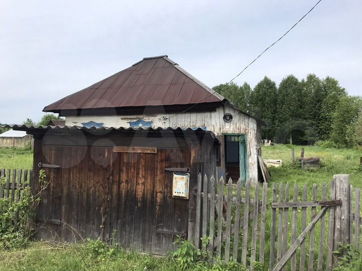 Дом 24,8 м² на участке 25 сот.