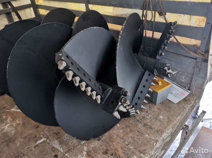 Шнек скальный на 200